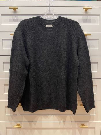 Pull contenant de l’alpaga