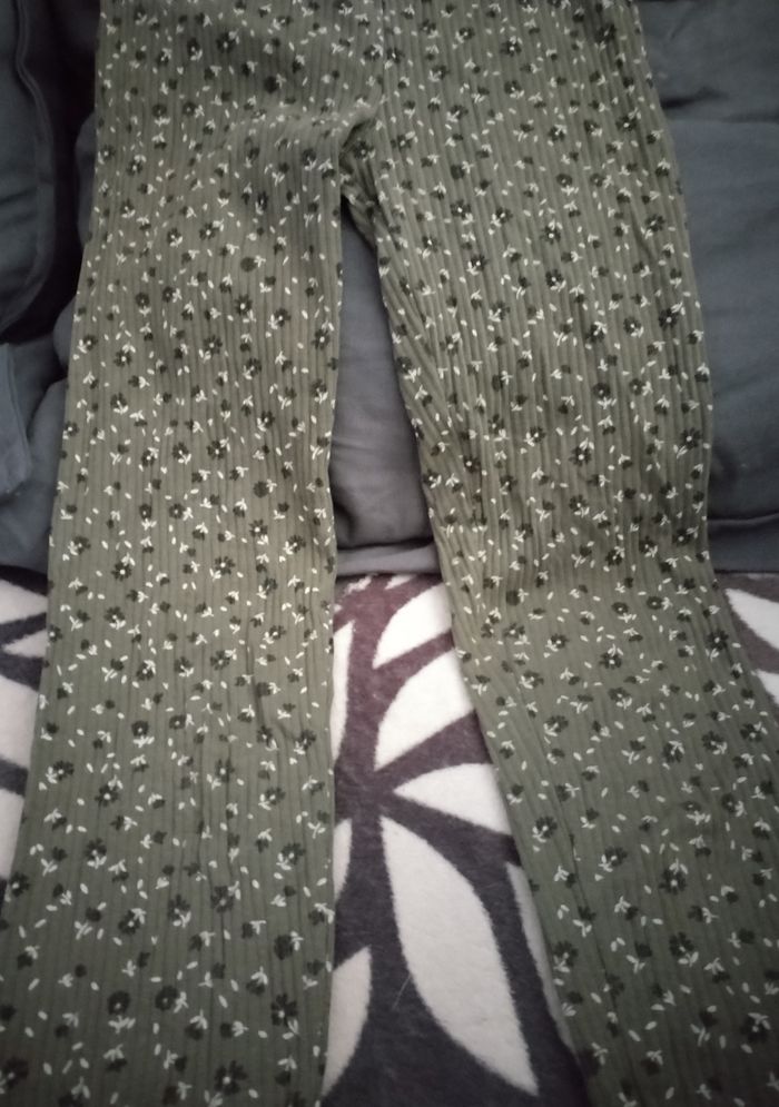Pantalon/leeging kaki imprimé fleurs "Tape à l'œil" neuf - photo numéro 7