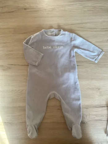 Pyjama hiver velours gris clair bébé garçon 9 mois Kiabi