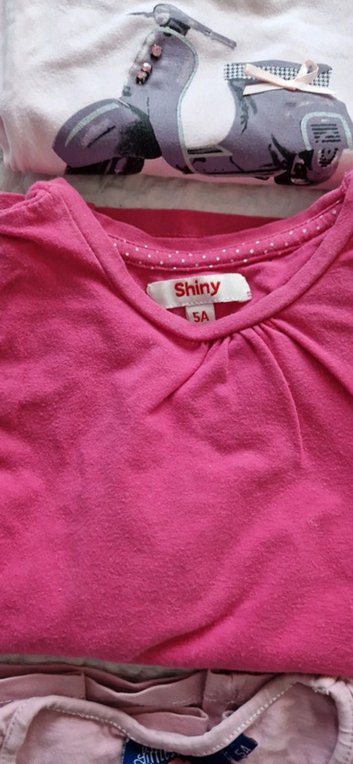Lot de 13 t-shirts manches longues fille 5 ans - photo numéro 11