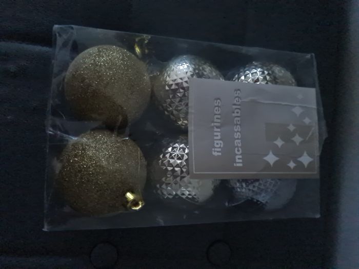 Lot de 6 boules de Noël neuf