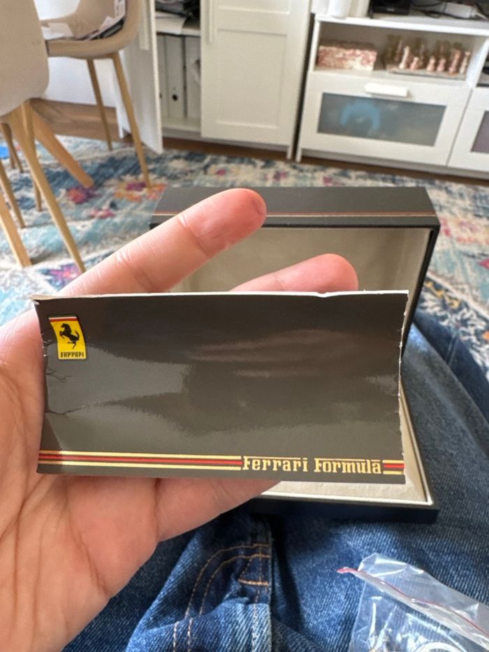 Montre Ferrari Formula 1984 – Swiss Made – Boîte & papiers – Pile neuve - photo numéro 8