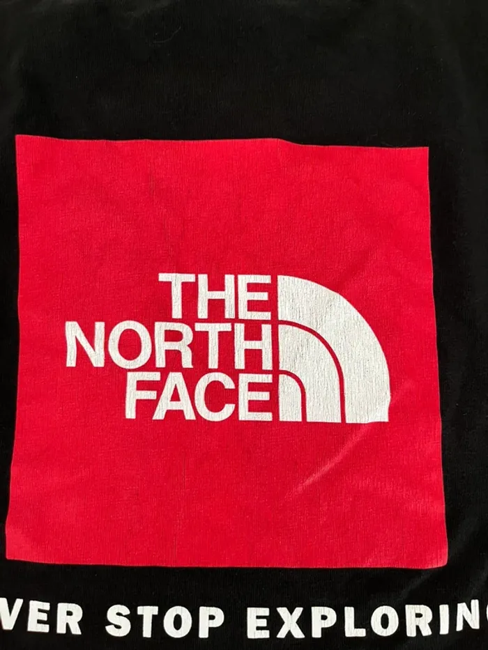 T-shirt noir imprimé tendance - photo numéro 5