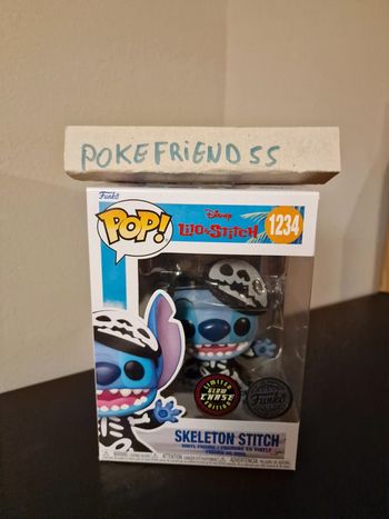 Skeleton Stitch Glow Chase