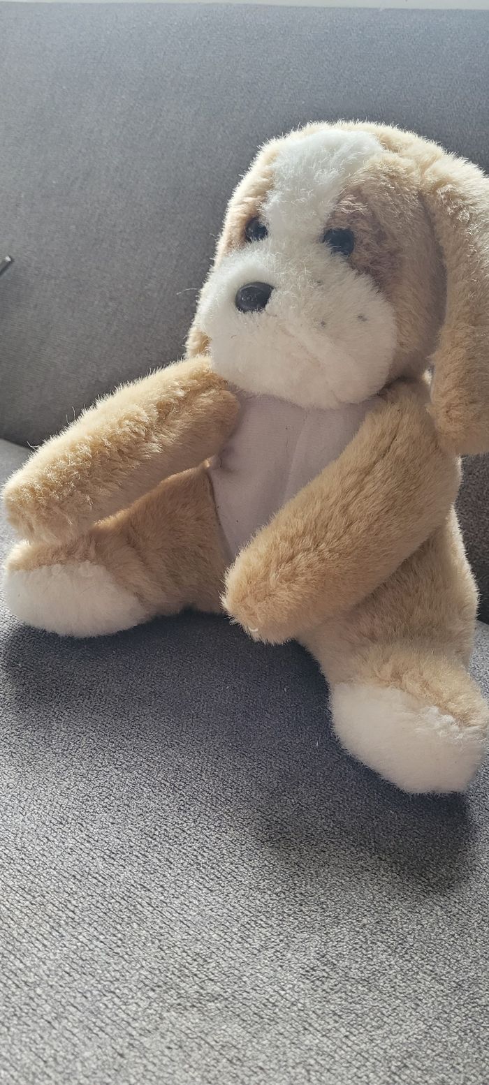 Peluche chien