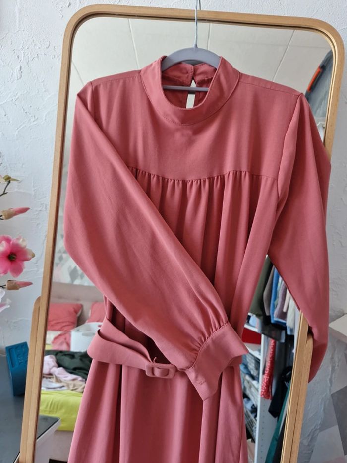 Longue robe - photo numéro 2