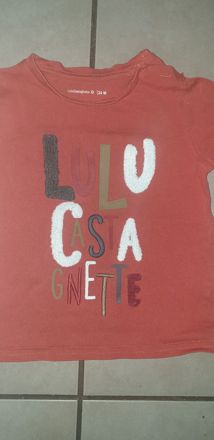 Tee shirt très bon état - photo numéro 2