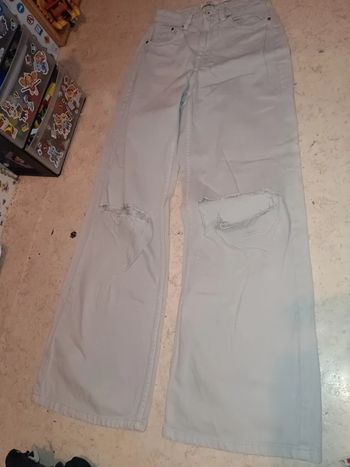 Jean flare destroy bershka t 36 gris clair