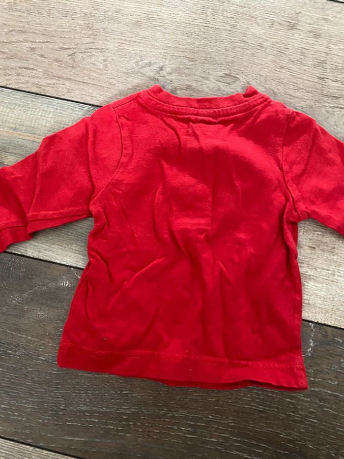 T-shirt manches longues rouge 3 mois