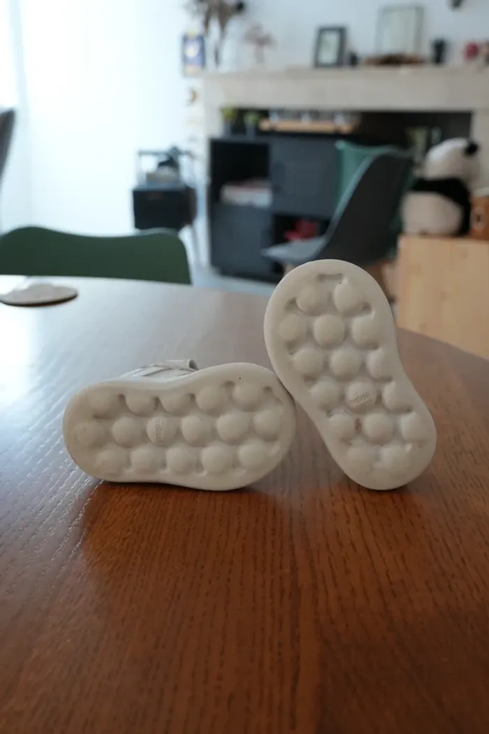 Petites baskets Adidas blanches bébé - Pointure 19 - photo numéro 8
