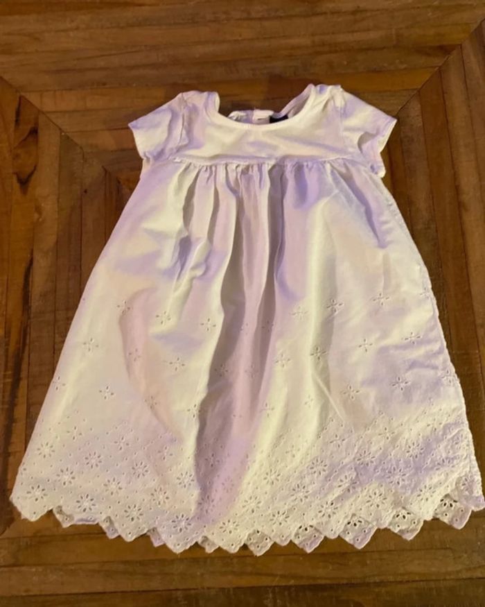 Robe gap blanche dentelle