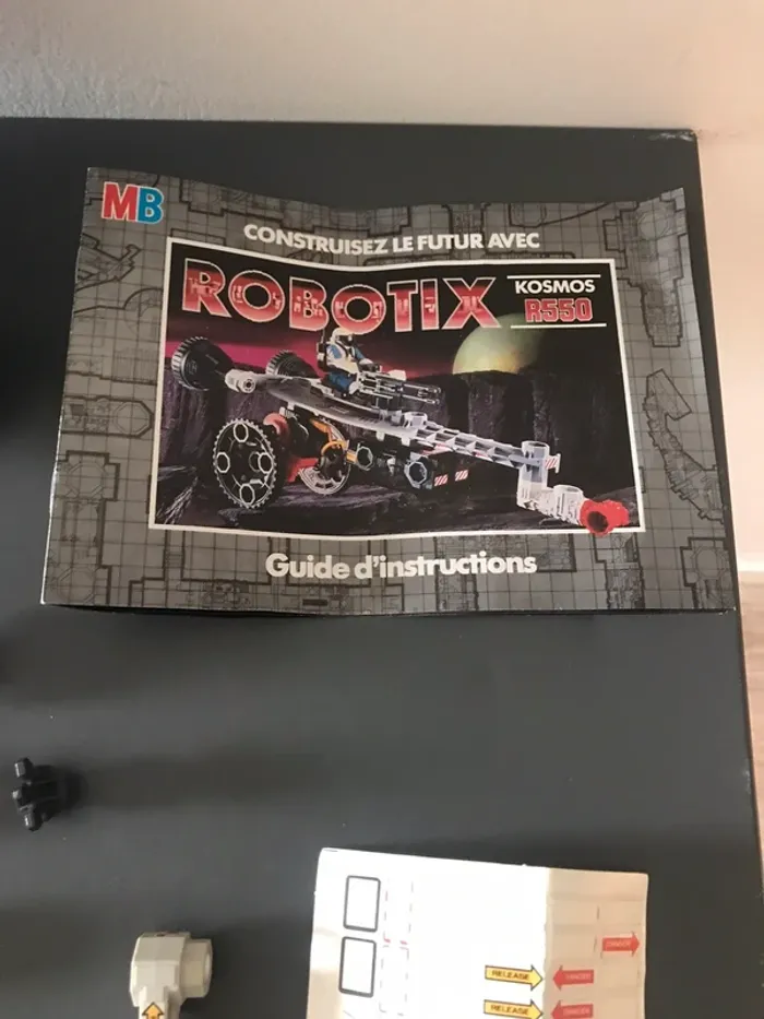 Jeu de construction mb robotix complet kosmos r550 - photo numéro 4