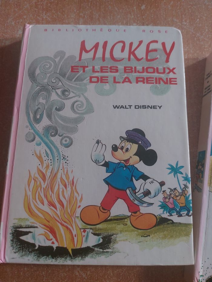 Lot livres Mickey - photo numéro 2