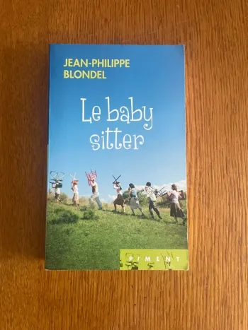 Livre le baby sitter