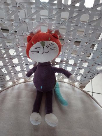 Doudou en forme de chat