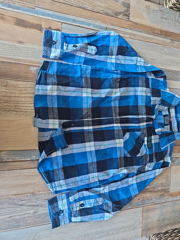 Chemise longue manche garçon taille 10 ans marque tissaia