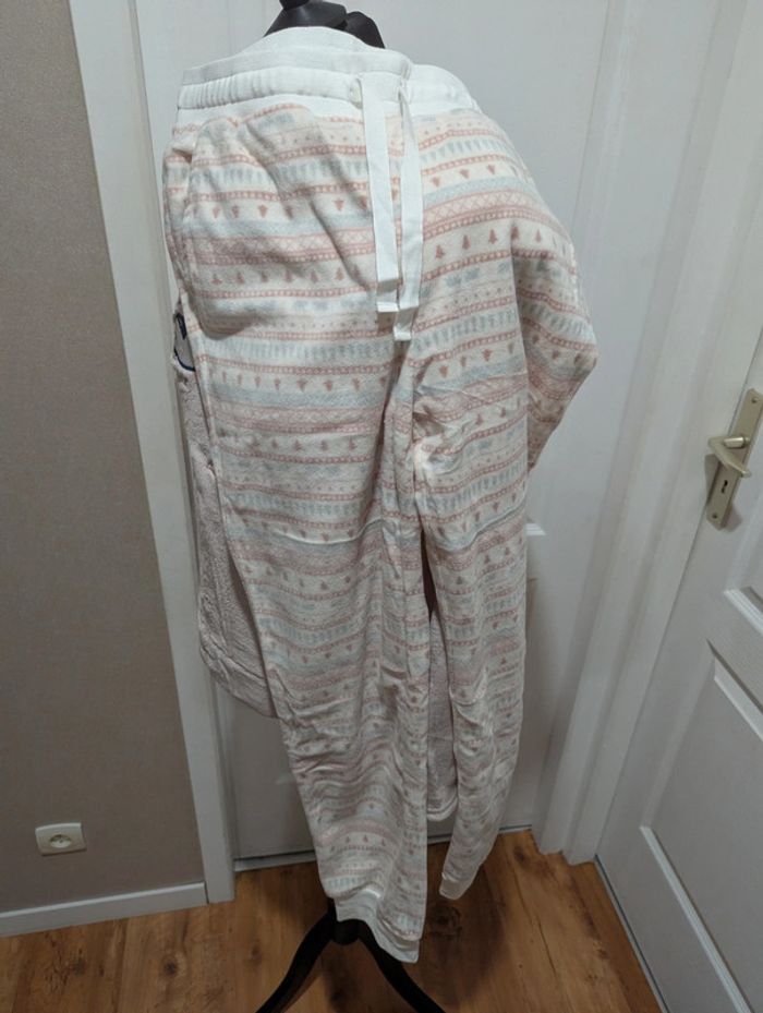 Pyjama 2 pièces la halle neuf - photo numéro 5