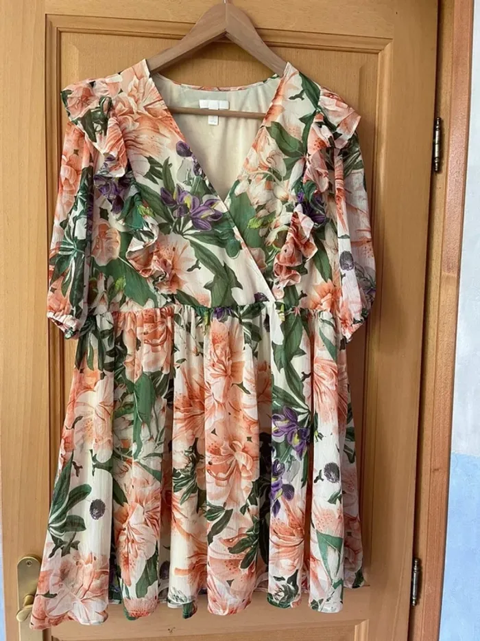 Superbe robe neuve fleurie H&M 🌸 M 38 40 - photo numéro 7