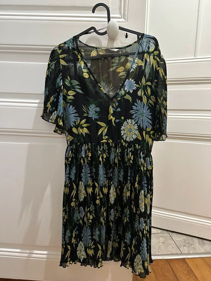 Robe fleurie Zara taille S