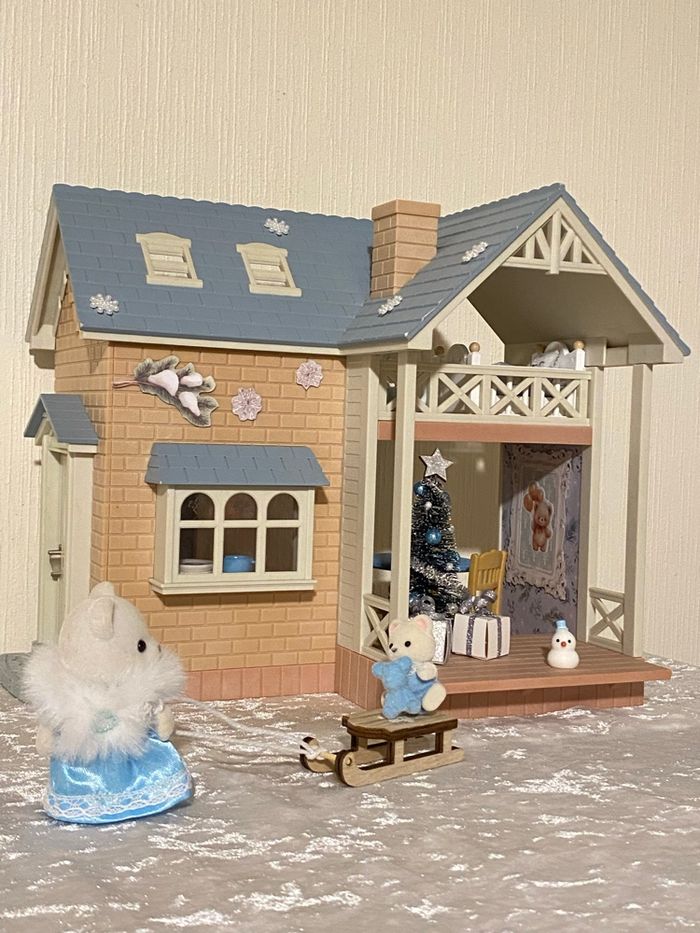 Bluebell cottage maison complète toit bleu Sylvanian ours polaire noël - photo numéro 3