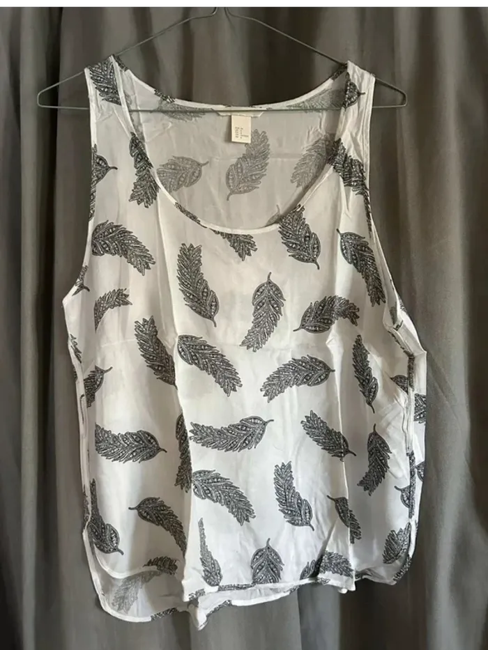 Débardeur  H&M, en  parfait état  taille  S
