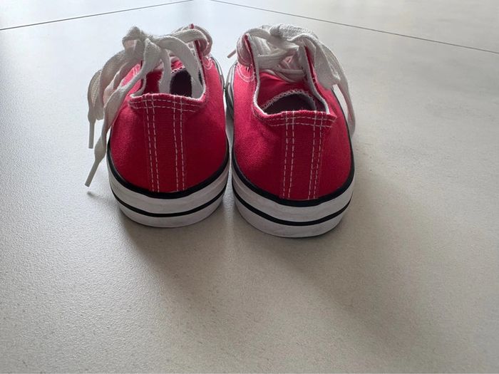Baskets en toile rouge - taille 32 - Tex - photo numéro 8
