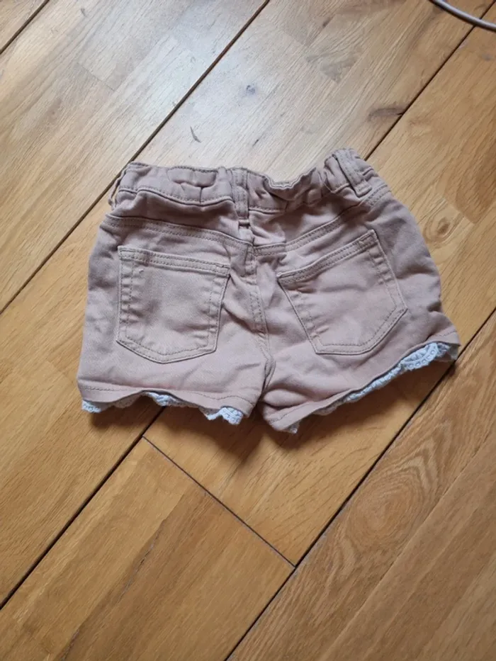 Short beige - photo numéro 3