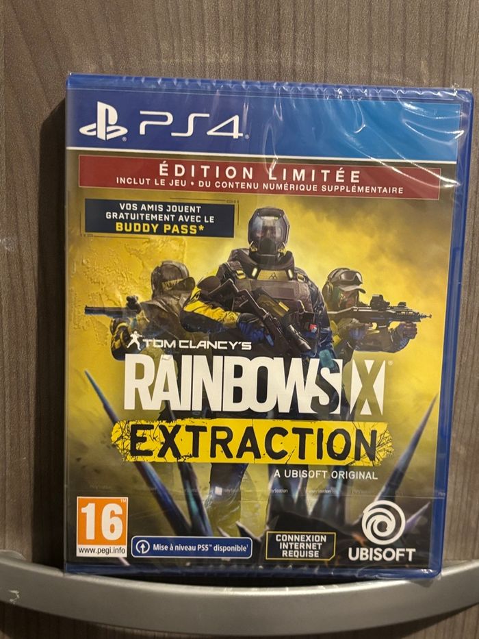 Jeu ps4 rainbow six extraction
