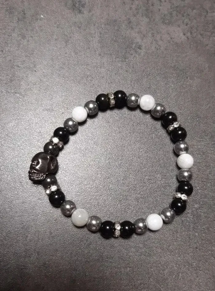 Bracelet en pierres naturelles noir/blanc/argenté neuf jamais porté Idéal Cadeau !! - photo numéro 4