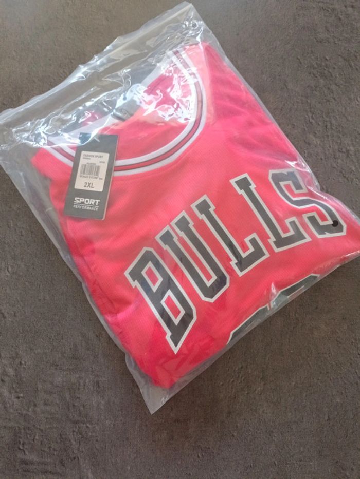 Tenue NBA Chicago Bulls Michael Jordan rouge. T.2xl - photo numéro 5