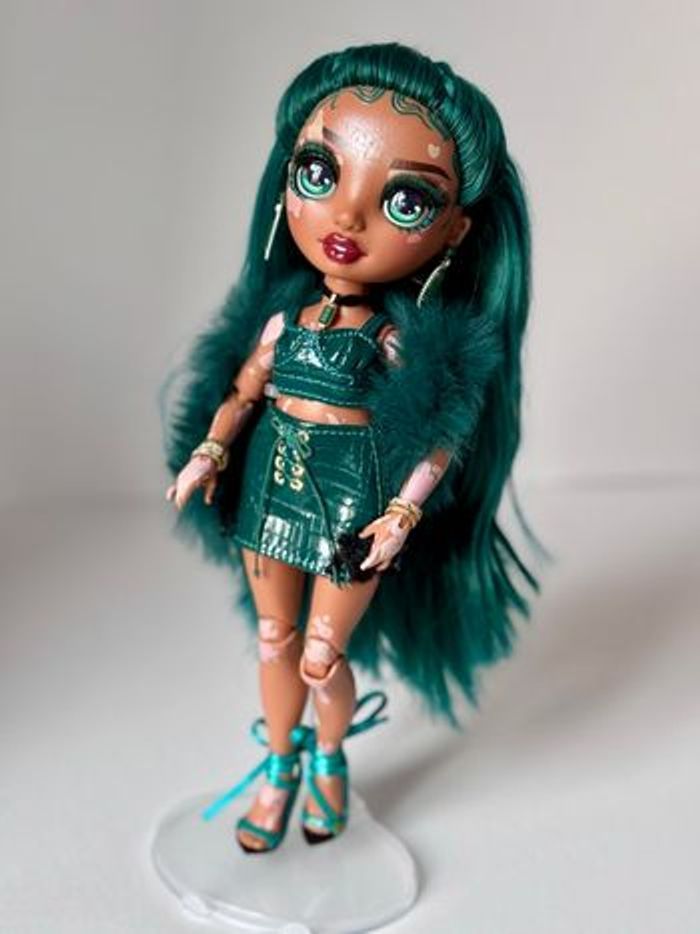 Jewel Rainbow High - photo numéro 5