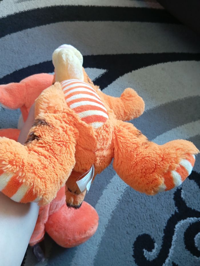 Lot peluche Tigrou. - photo numéro 5