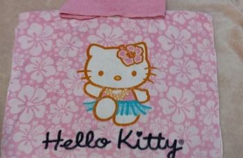 Cape de bain Hello Kitty fille 3 ans
