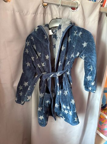 Peignoir vertbaudet neuf 6 ans