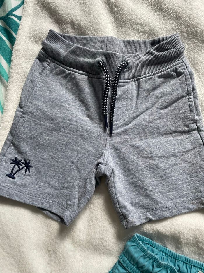 Shorts DPAM 2 ans - photo numéro 4