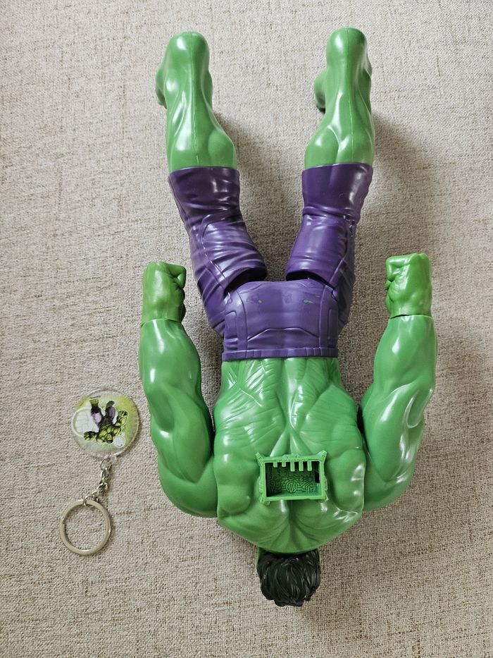 Figurine Hulk 30 cm - photo numéro 7