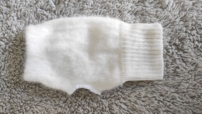 🤍 Mitaines blanches en fausse fourrure – Effet luxe & cocooning - photo numéro 3