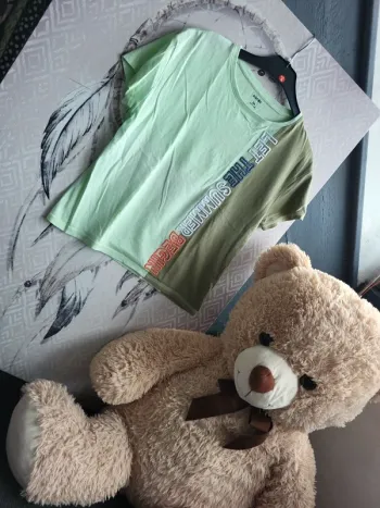 T shirt 8ans