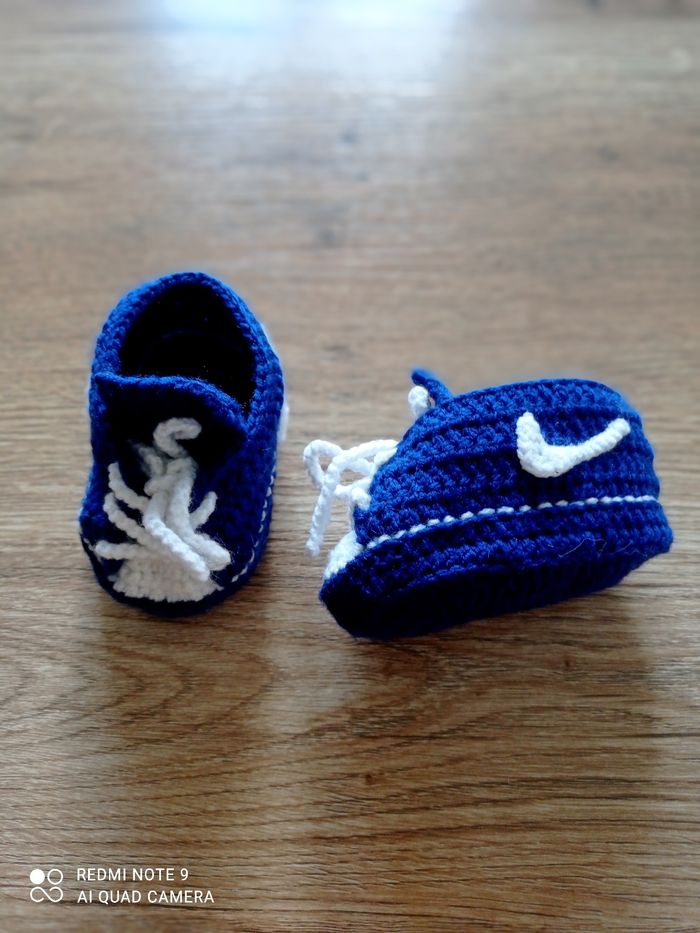 Chaussons fait mains - photo numéro 2