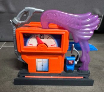 City station essence Hotwheels