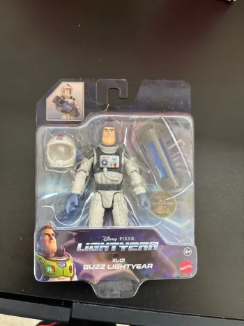 Figurine buzz l éclair Mattel