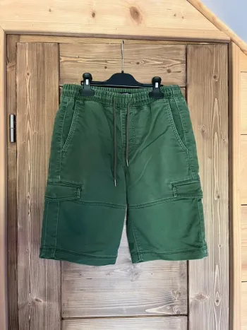 Short cargo vert