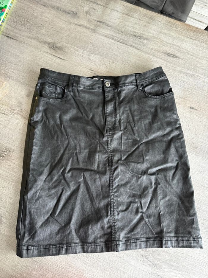 Jupe simili cuir 44