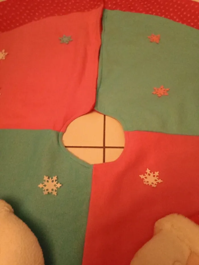Tapis dessous de sapin père noël en relief - photo numéro 5