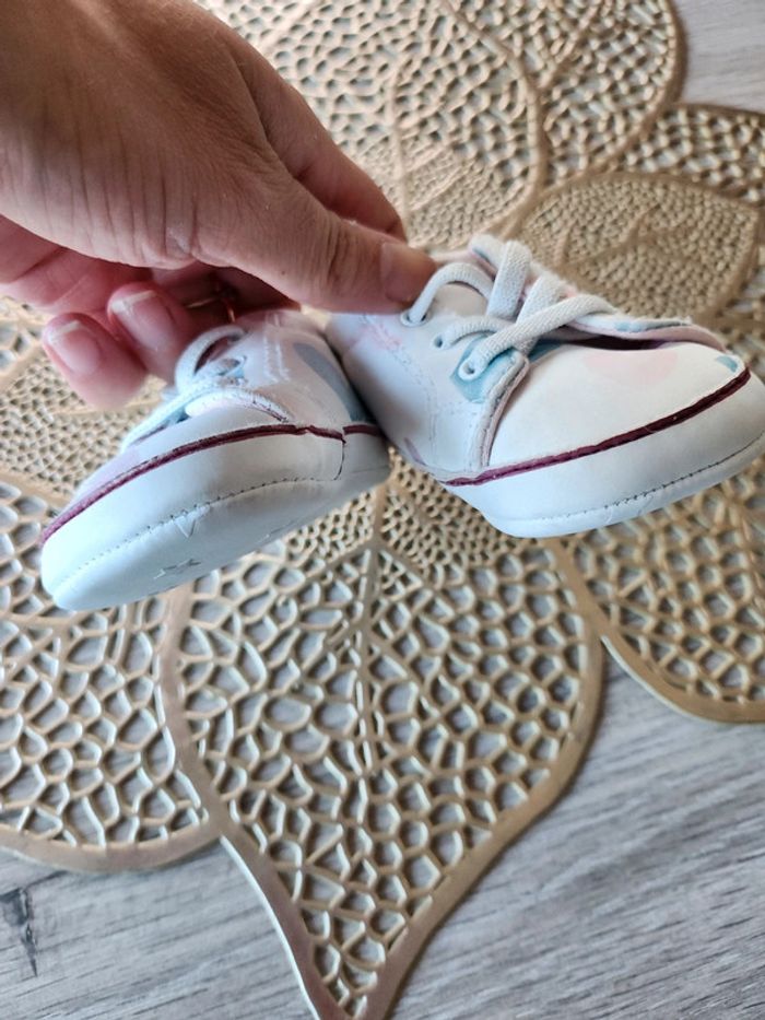 Petites baskets bébé - photo numéro 6