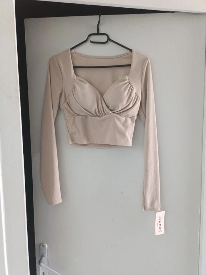 Petit haut neuf taille unique