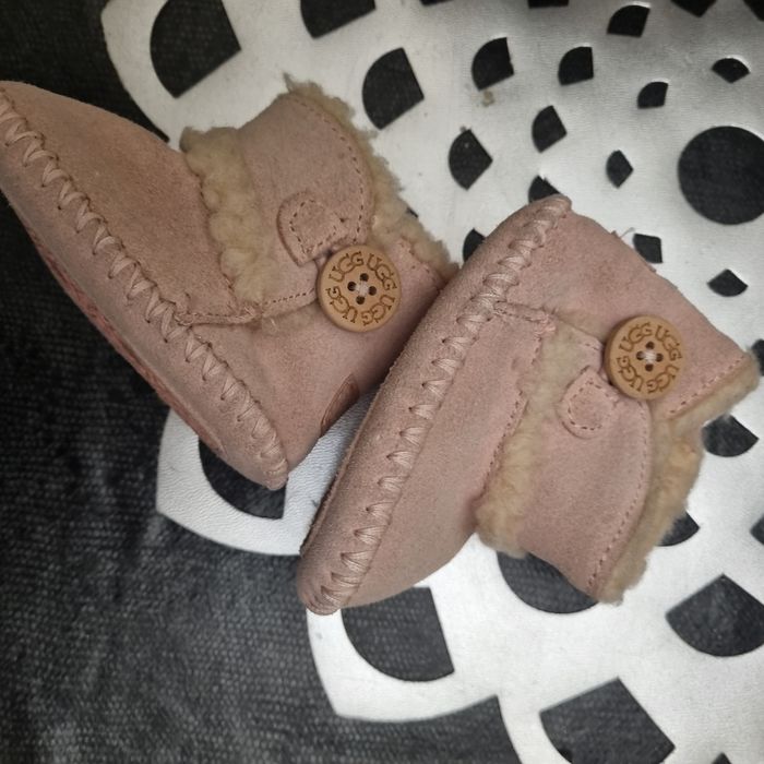 boots UGG taille 16