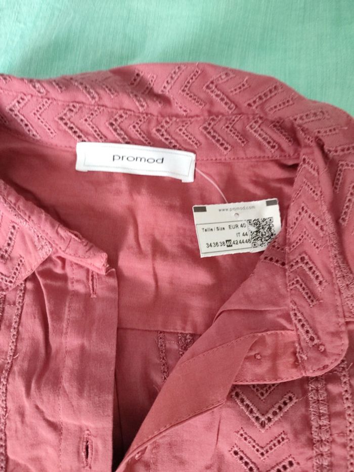 Chemise rose corail Promod neuve - photo numéro 2