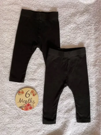 Lot de 2 leggings noir Kiabi 6 mois