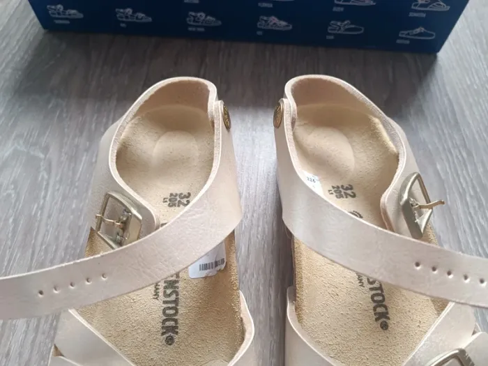 Birkenstock crème brillant 32 - photo numéro 3